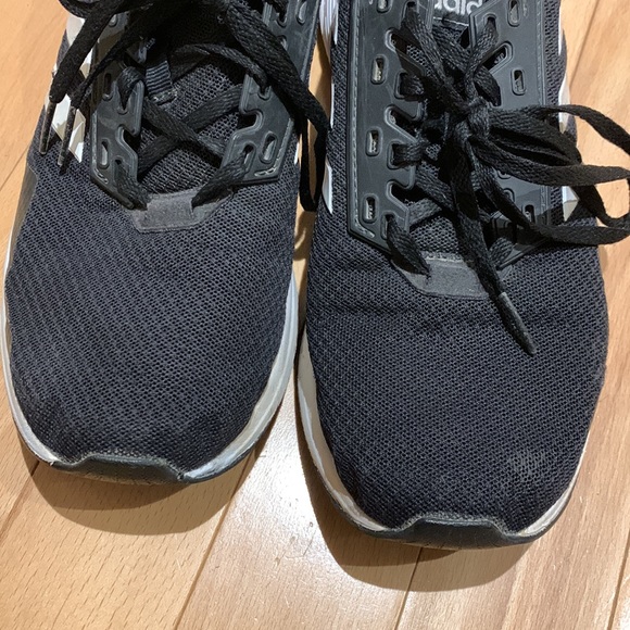 Adidas Cloud Foam athletic shoes- size 6 - Picture 10 of 16